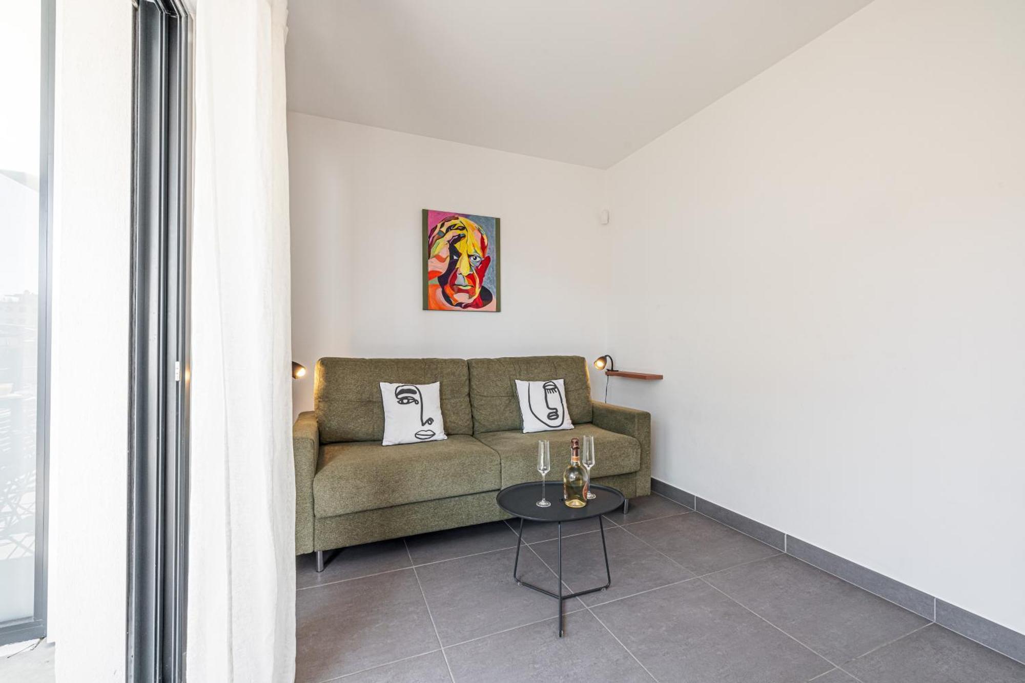 Queen Riviera : Climatisation, Parking, Terrasse Menton Exterior foto