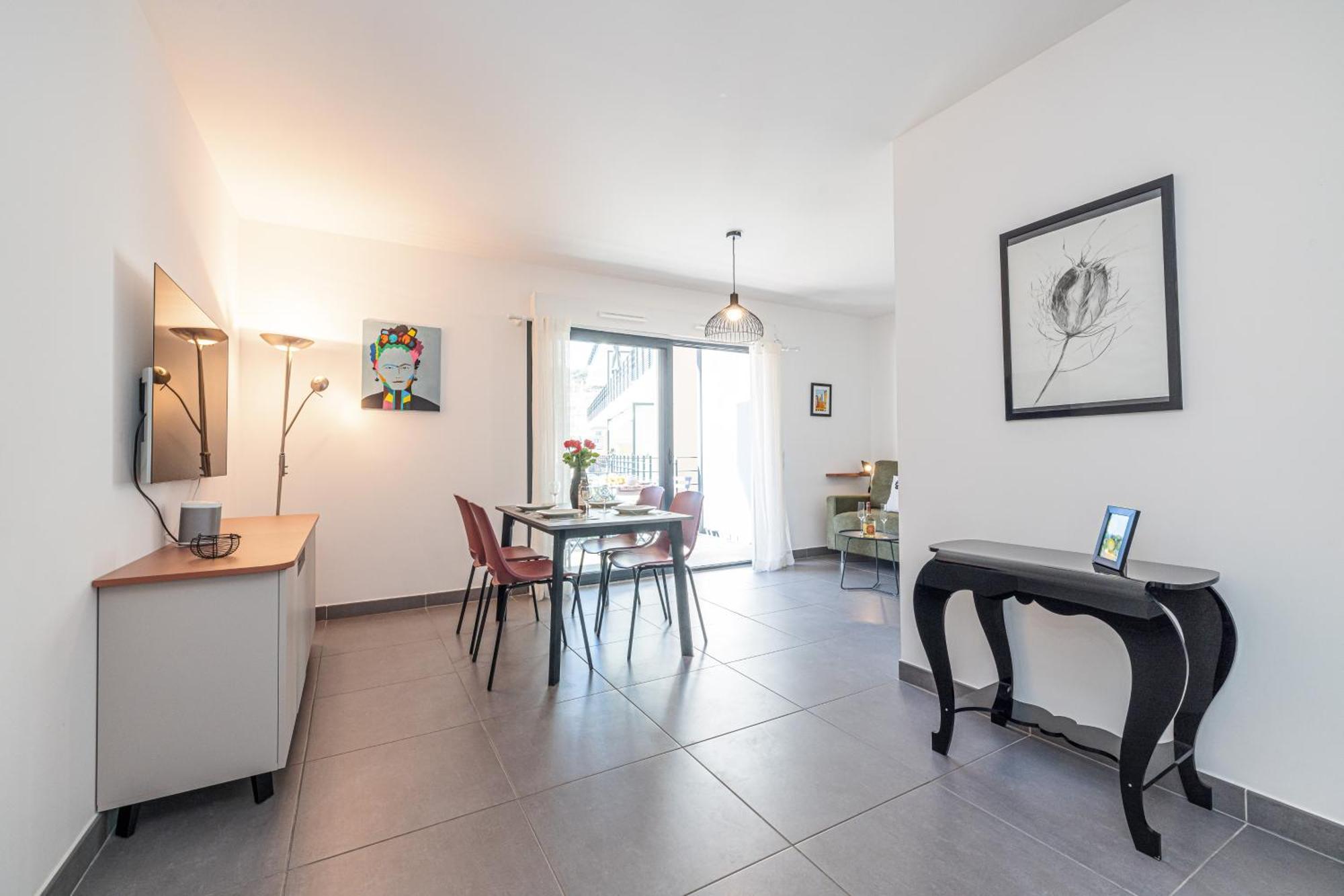 Queen Riviera : Climatisation, Parking, Terrasse Menton Exterior foto