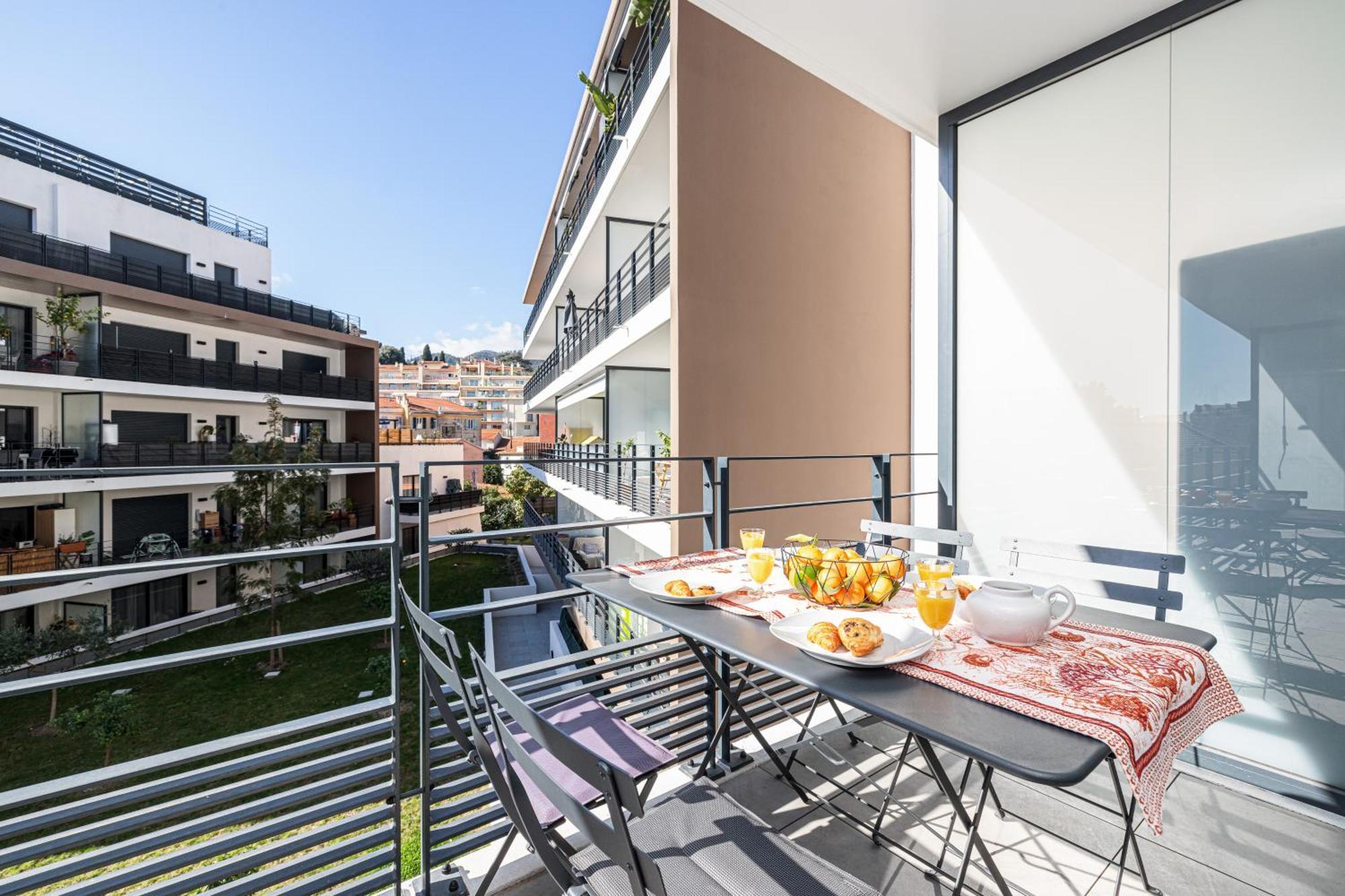 Queen Riviera : Climatisation, Parking, Terrasse Menton Exterior foto